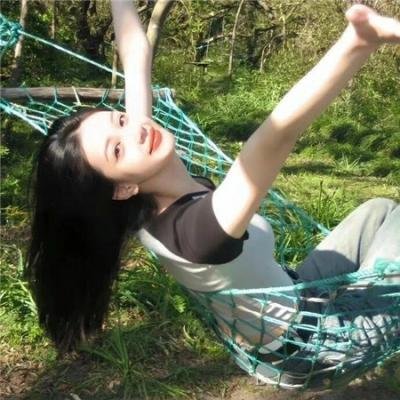 小镇里的国界线